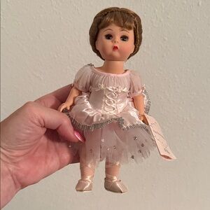 Madame Alexander Pink Pirouette Ballerina Doll in Pink and Silver Dress with tag